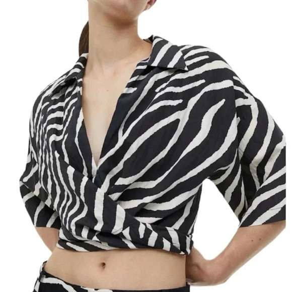 H&M Blouse with tie detaik - Picture 4 of 7